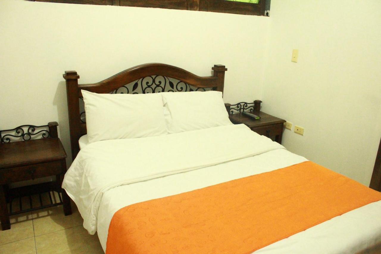 Hotel Colonial Manizales Εξωτερικό φωτογραφία